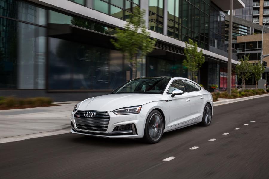  Audi S5 Sportback 2017 года  (NA) (фото 23 из 40)